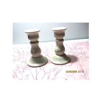 Set of 2 candle stick holders